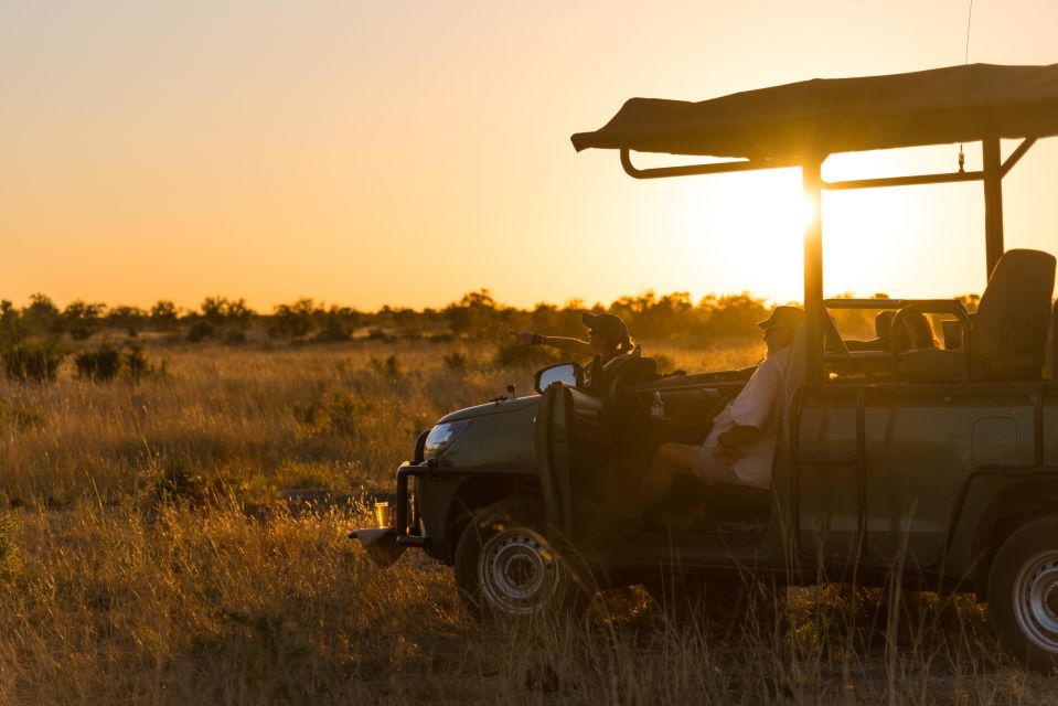 Victoria Falls Thrills & Cultural Delights Activity Package (Zambia, Zimbabwe & Botswana)